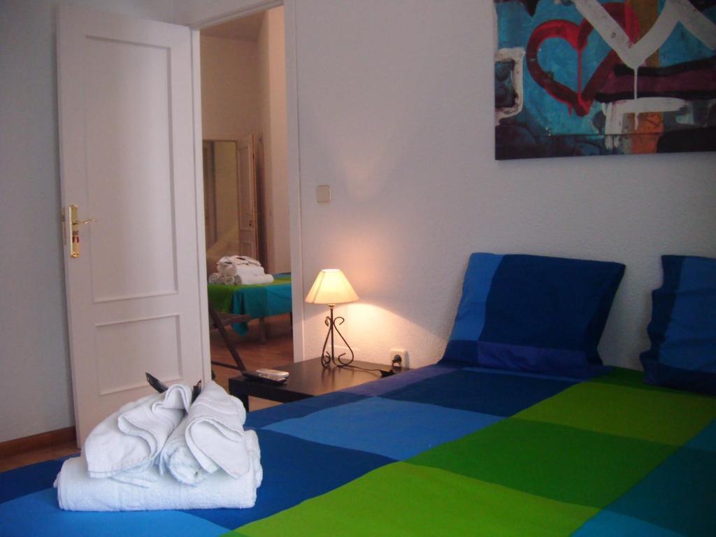 Puerta Del Sol Rooms Madrid Room photo